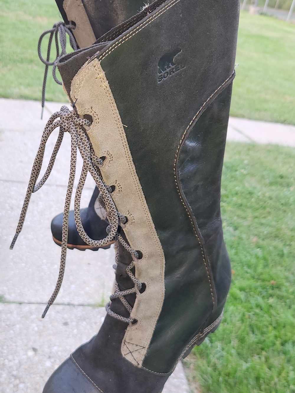 Sorel Women's Two-Tone Lace-Up Leather Boots - Brown/Tan